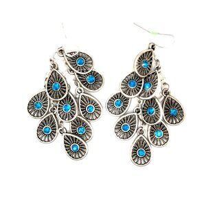Lovely Peacocks Style Dangle Earrings